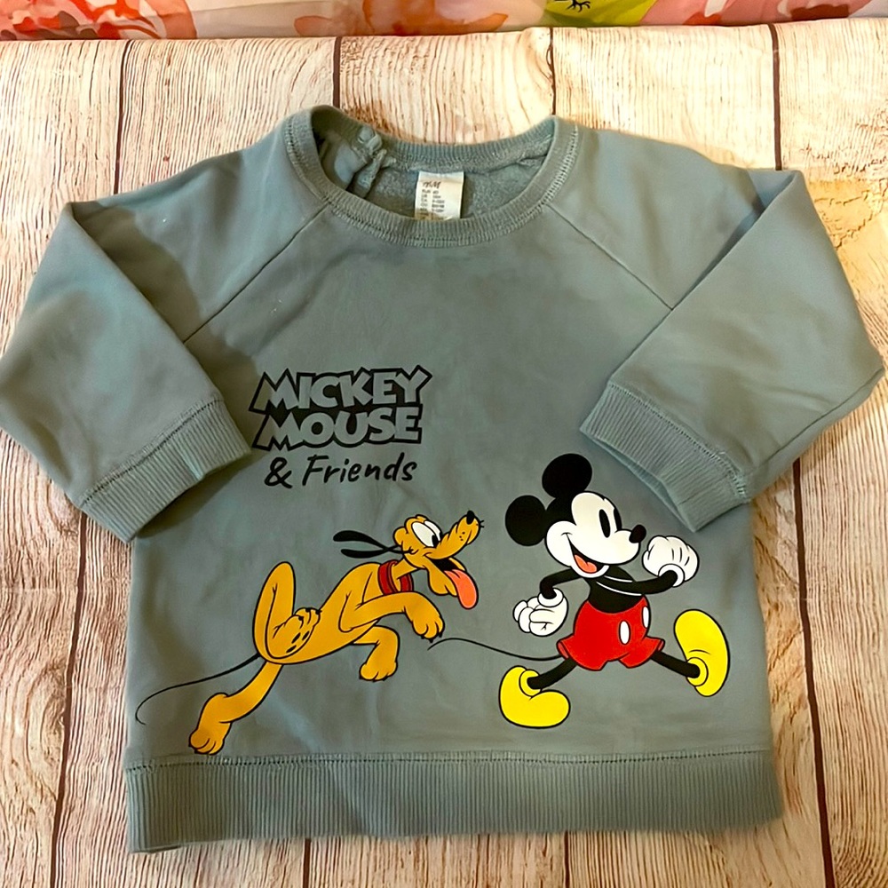 Toddler Mickey Mouse sweater